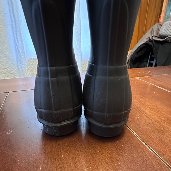 Hunter Tall Matte Black Rain Boots, size 8, with box - Picture 6 of 11